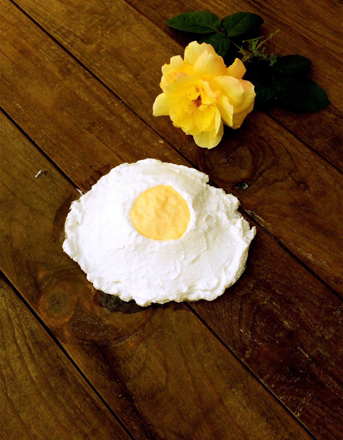 huevo merengue y crema catalana